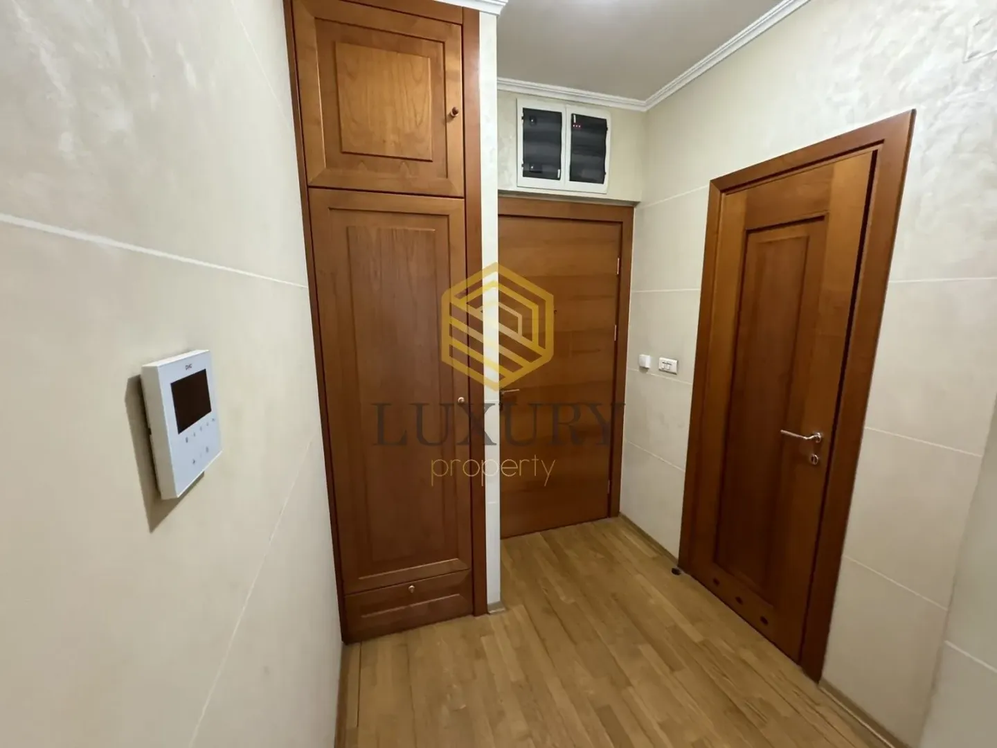 Izdavanje, jednosoban stan, 51m², Centar, Podgorica