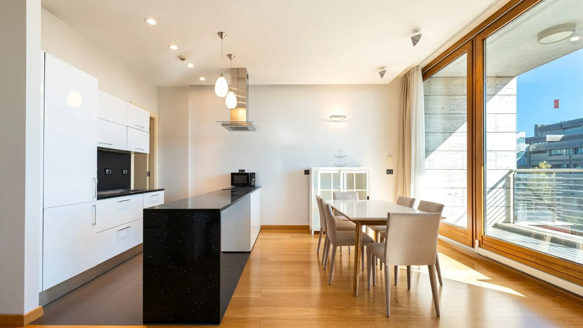 Rent, two bedroom apartment, 94m², Kod Capital Plaze, Podgorica