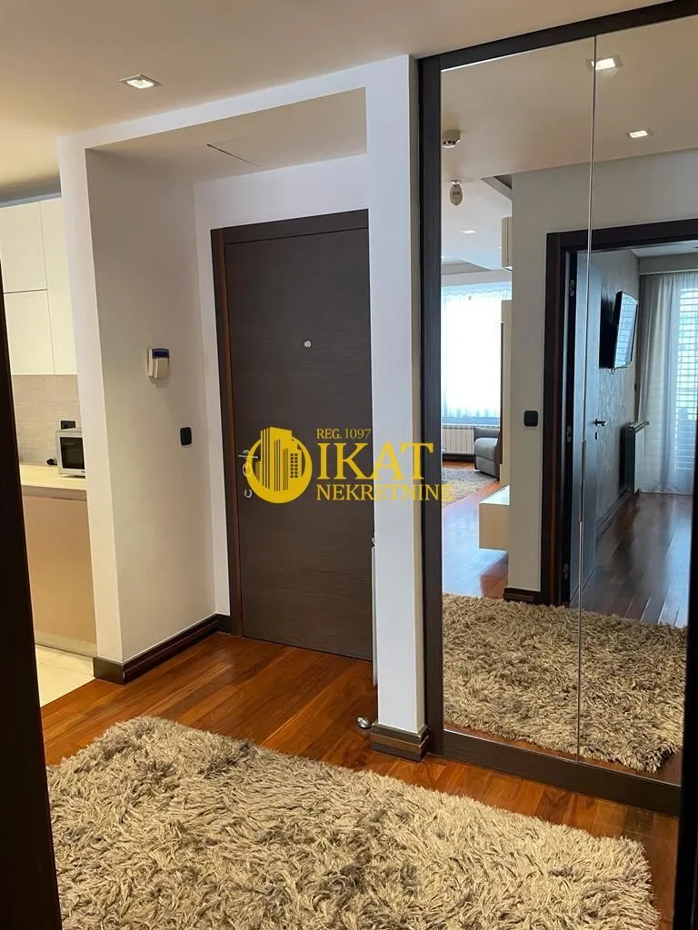 Rent, one bedroom apartment, 60m², Novi Beograd Sve Podlokacije, Beograd