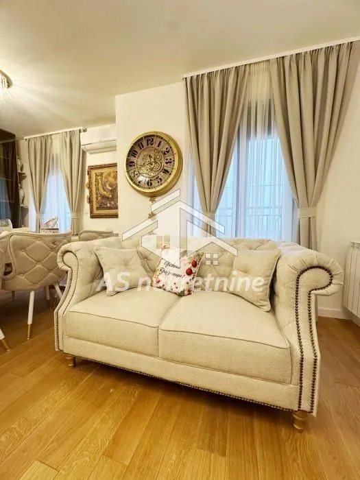 Rent, three bedroom apartment, 89m², Čubura, Beograd