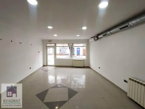 Izdavanje, poslovni prostor, 87m², Obrenovac, Beograd - image 2