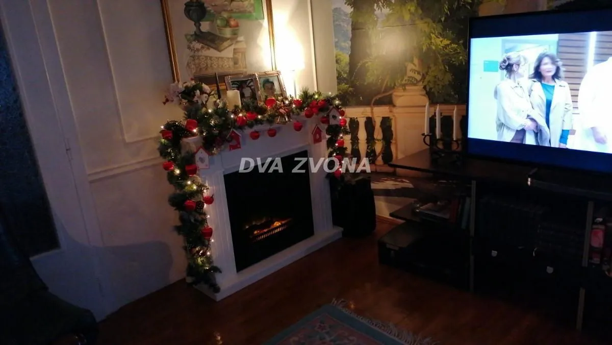 Prodaja, kuća, 274m², Temerin, Novi Sad