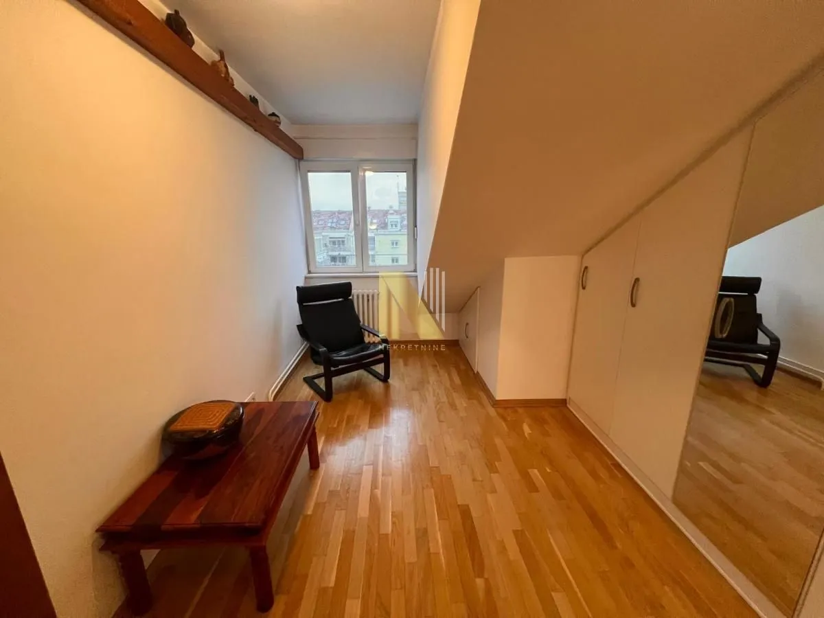Prodaja, dvosoban stan, 89m², Stari grad, Novi Sad