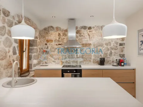 Prodaja, kuća, 170m², Škaljari, Kotor - image 39