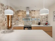 Prodaja, kuća, 170m², Škaljari, Kotor - image 39