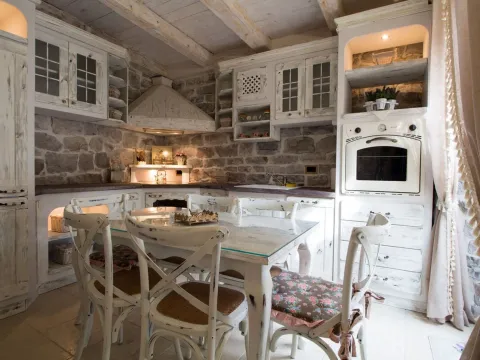 Sale, house, 120m², Tivat, Crna Gora - image 13