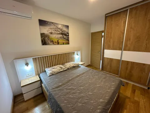 Izdavanje, stan, 53m², City Kvart, Podgorica - image 2