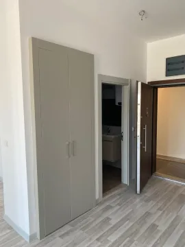 Prodaja, jednosoban stan, 38m², Centar, Bar - image 9