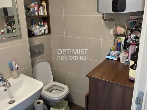 Rent, three bedroom apartment, 106m², Zemun Sve Podlokacije, Beograd - image 9