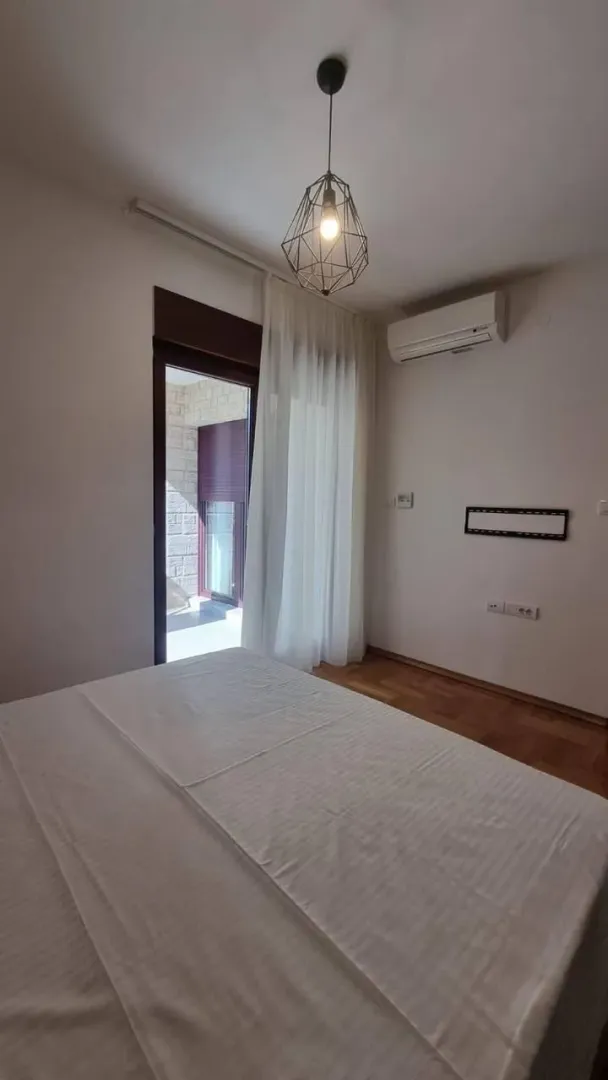 Sale, two bedroom apartment, 130m², Bečići, Budva