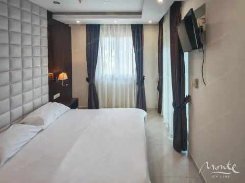 Sale, two bedroom apartment, 83m², Bečići, Budva - image 9