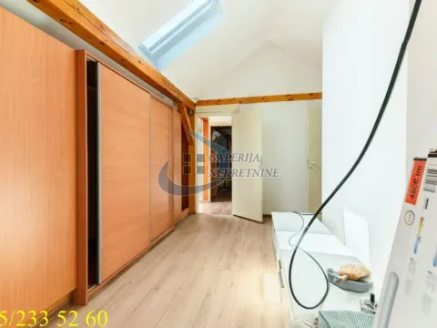 Prodaja, kuća, 300m², Dušanovac, Voždovac Sve Podlokacije - image 24
