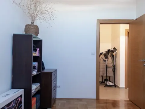 Prodaja, dvosoban stan, 75m², Stari Aerodrom, Podgorica - image 7