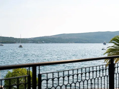 Prodaja, dvosoban stan, 107m², Porto Montenegro, Tivat - image 12