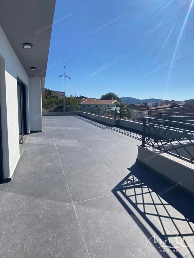 Sale, house, 385m², Bjeliši, Bar
