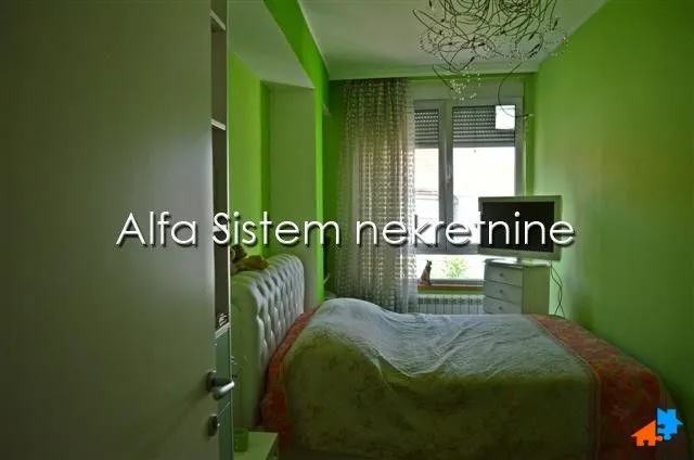 Rent, apartment, 230m², Čubura, Beograd