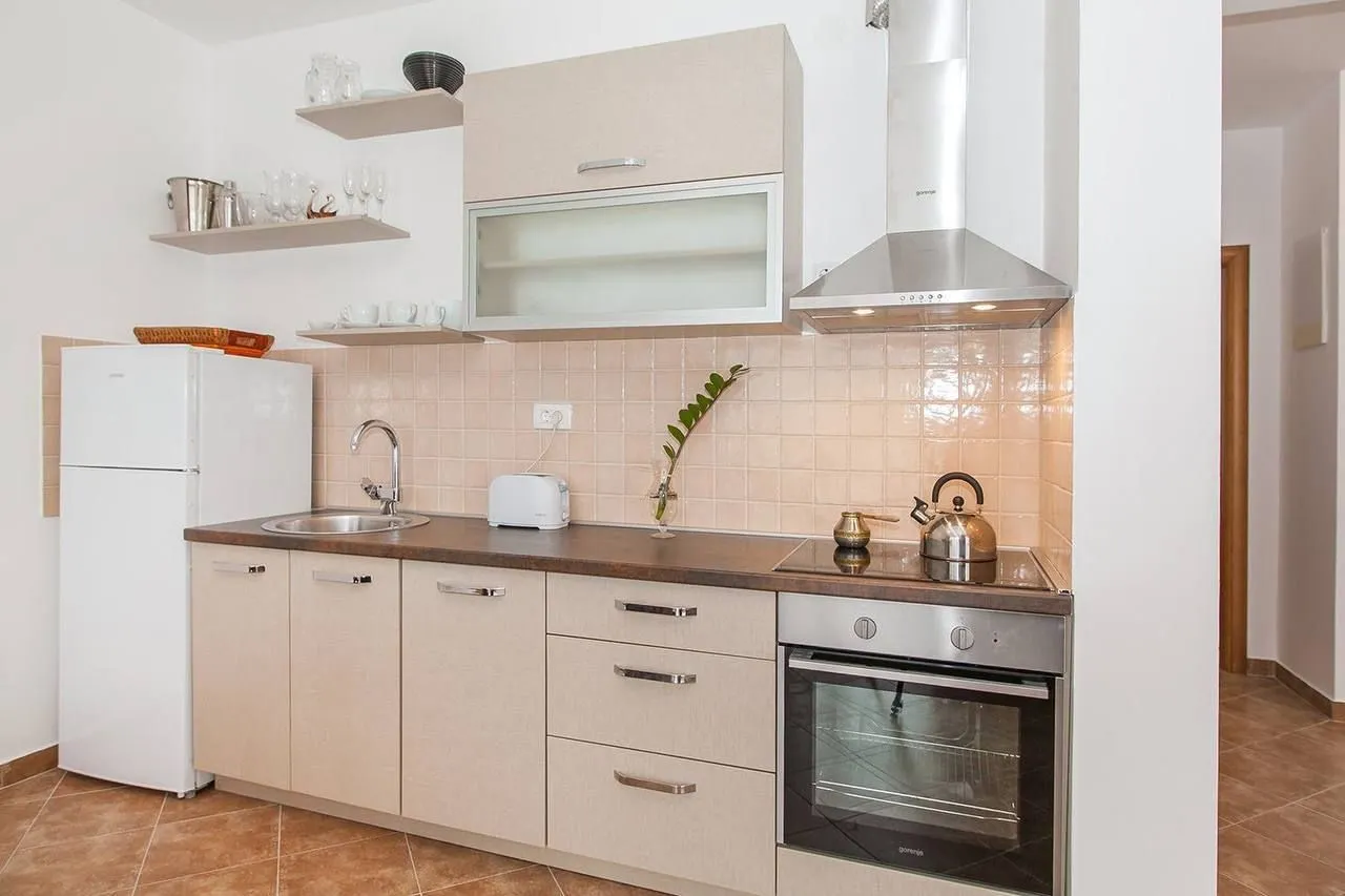 Sale, two bedroom apartment, 75m², Kamenari, Herceg Novi