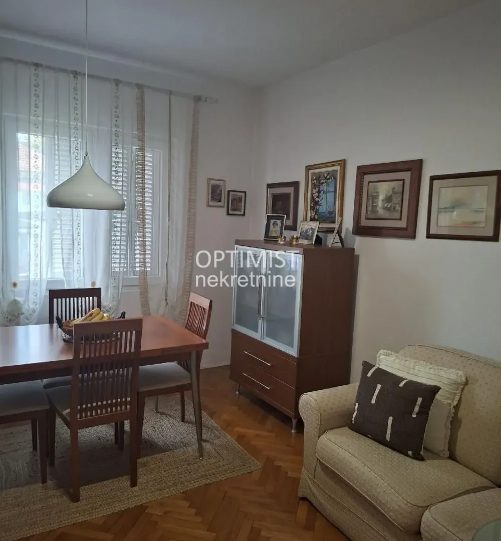 Sale, house, 98m², Zemun Meandri, Zemun Sve Podlokacije