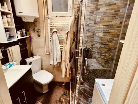 Prodaja, trosoban stan, 74m², Vračar Sve Podlokacije, Beograd - image 9