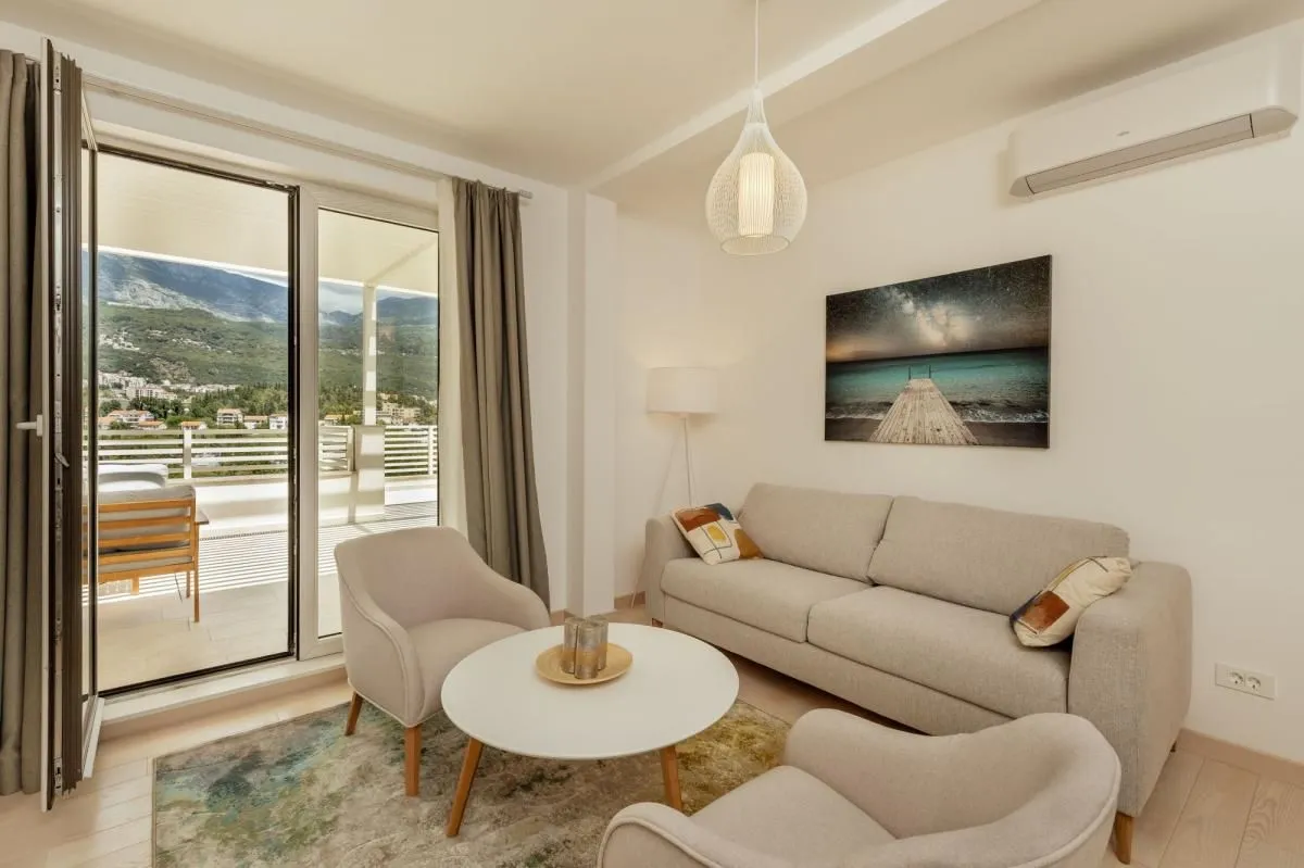 Prodaja, jednosoban stan, 59m², Herceg Novi, Crna Gora