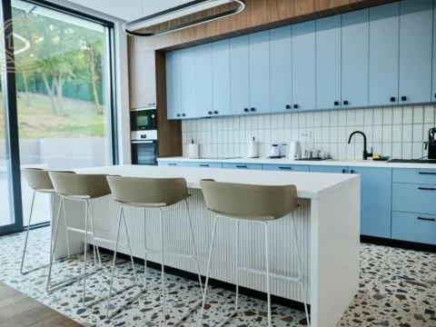 Rent, office space, 570m², Petrovaradin, Novi Sad - image 10