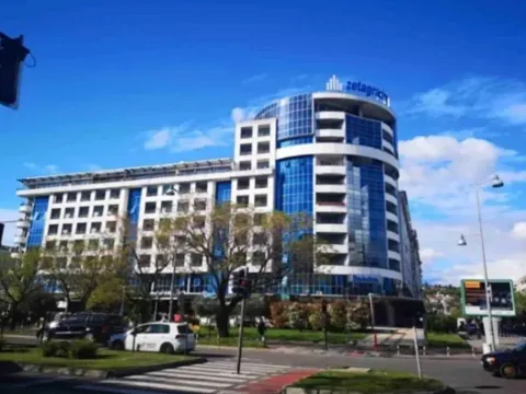 Izdavanje, dvosoban stan, 75m², Preko Morače, Podgorica - image 9