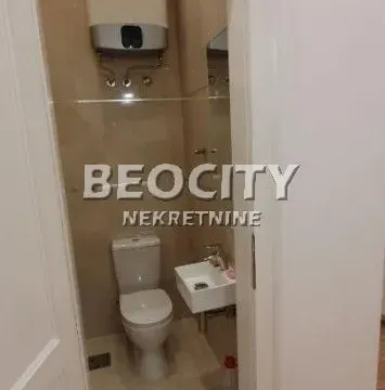 Izdavanje, trosoban stan, 100m², Kalenić Pijaca, Vračar Sve Podlokacije - image 12