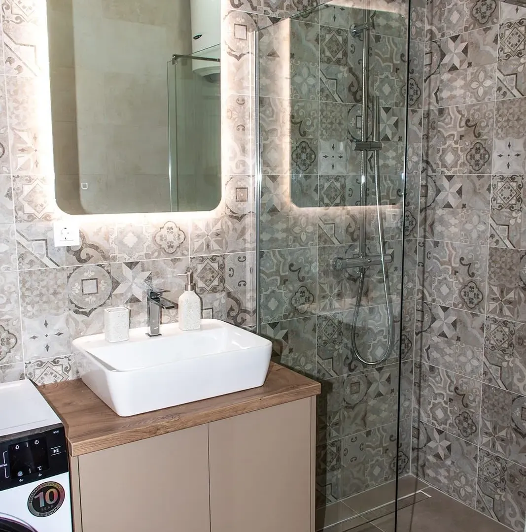 Rent, one bedroom apartment, 60m², Radanovići, Kotor