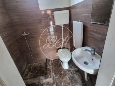 Izdavanje, kuća, 83m², Zemun Gornji Grad, Zemun Sve Podlokacije - image 4