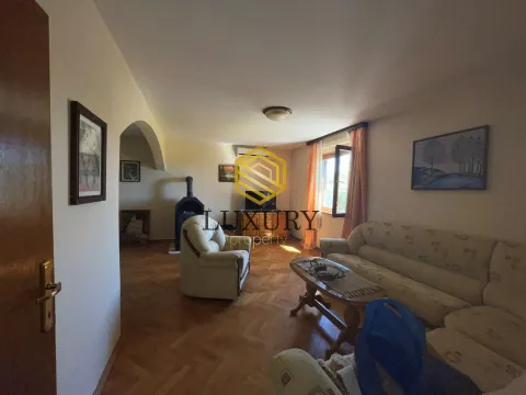 Rent, house, 100m², Tološi, Podgorica - image 9