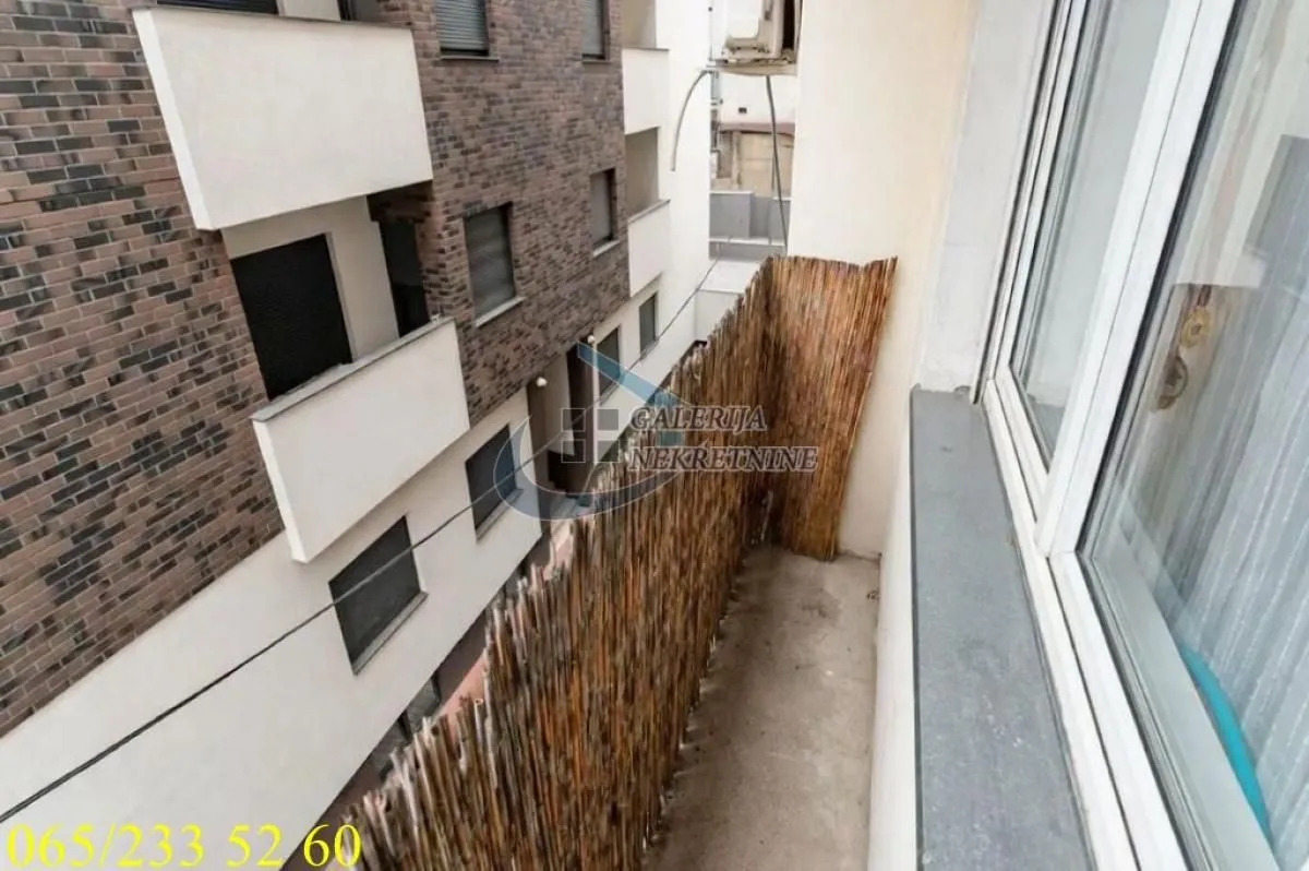 Prodaja, trosoban stan, 69m², Vračar Sve Podlokacije, Beograd