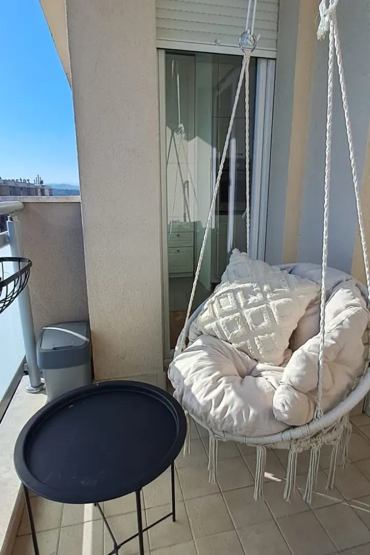 Rent, one bedroom apartment, 50m², City Kvart, Podgorica