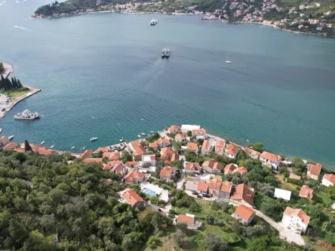 Sale, land lot, 2145m², Lepetani, Tivat - image 2