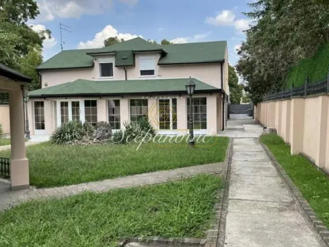 Izdavanje, kuća, 215m², Salajka, Novi Sad Sve Podlokacije - image 8