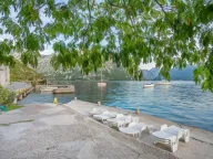 Sale, house, 250m², Kotor, Crna Gora - image 12