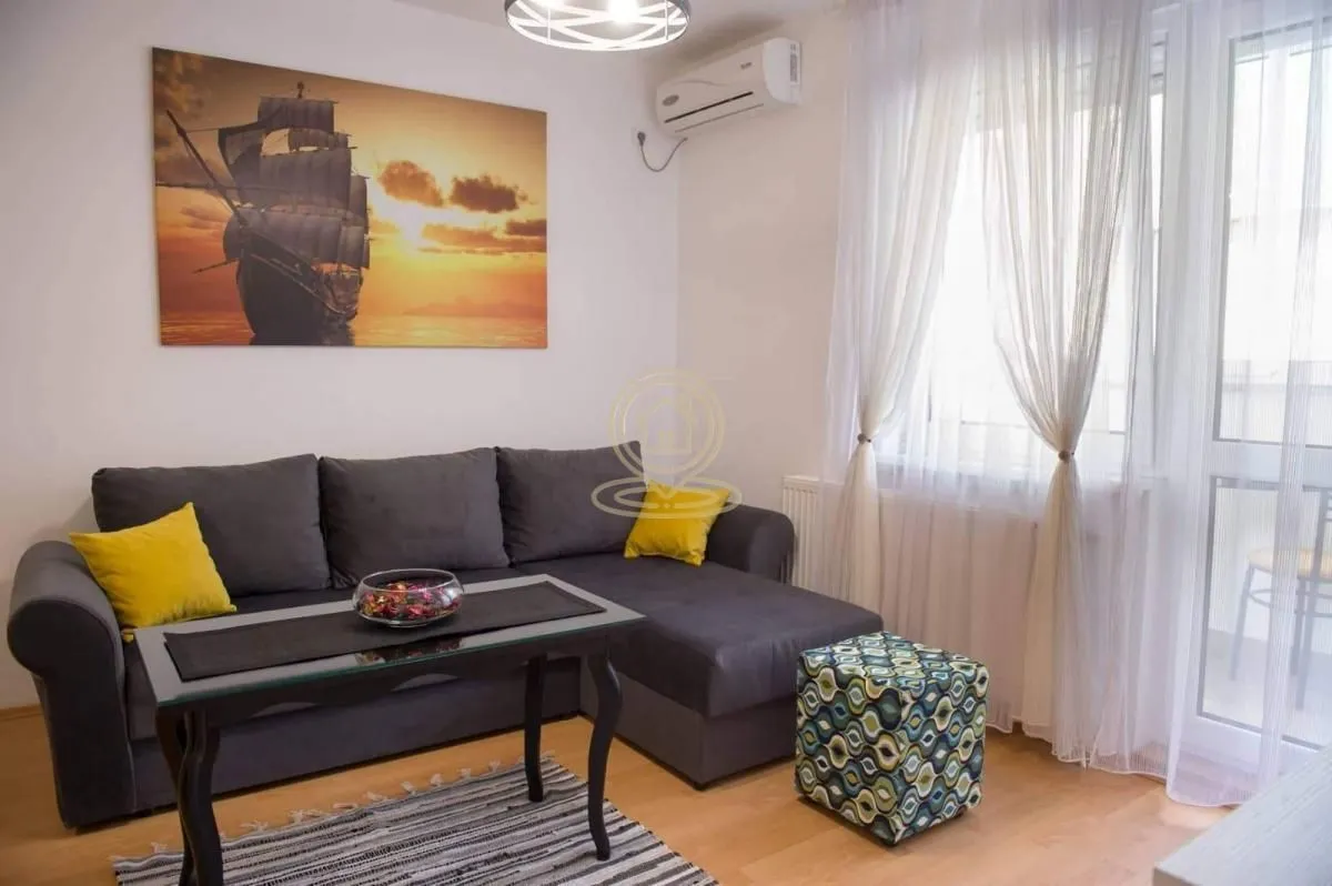 Izdavanje, jednosoban stan, 40m², Podbara, Novi Sad Sve Podlokacije