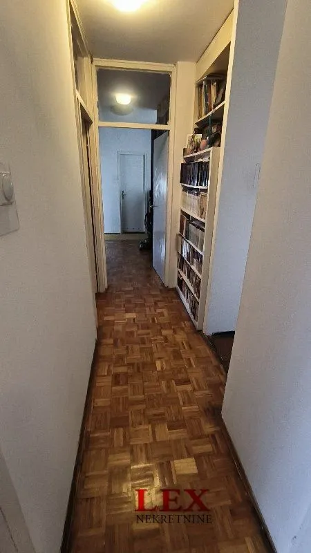 Prodaja, četvorosoban stan, 85m², Zvezdara Sve Podlokacije, Beograd