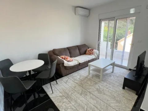 Izdavanje, stan, 50m², Polje, Bar - image 5