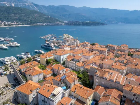 Prodaja, trosoban stan, 192m², Budva, Crna Gora - image 35