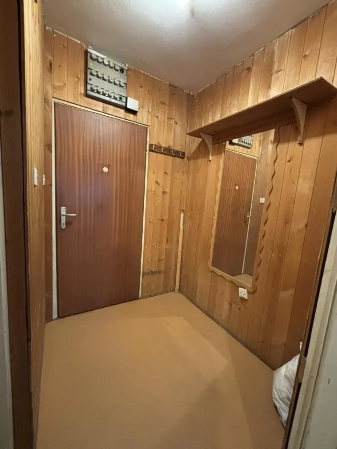Prodaja, trosoban stan, 75m², Budžino brdo, Jagodina