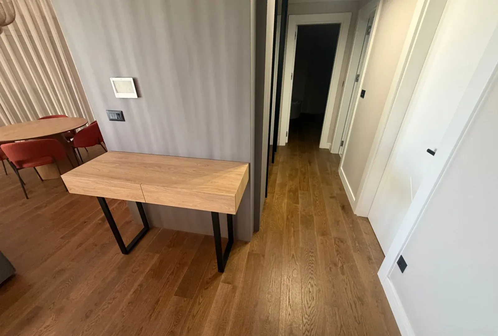 Izdavanje, dvosoban stan, 72m², Tripovići, Tivat
