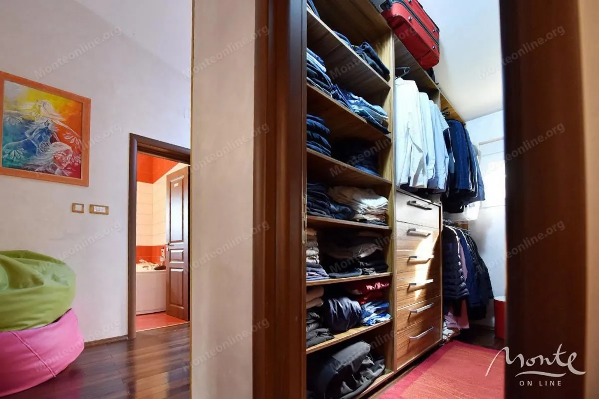 Prodaja, kuća, 175m², Podgorica, Crna Gora