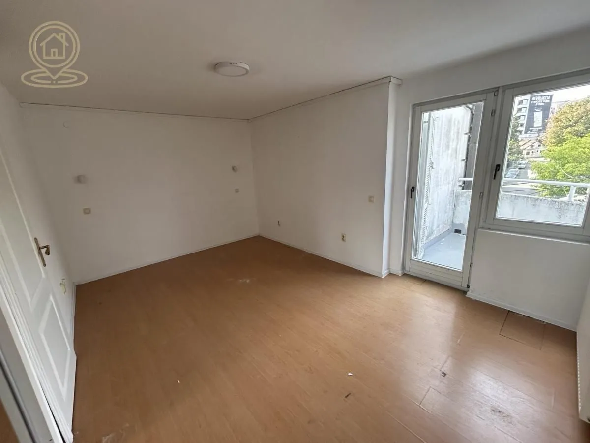 Rent, office space, 175m², Voždovac Sve Podlokacije, Beograd
