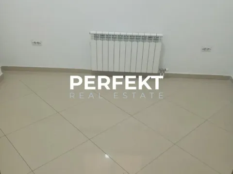 Izdavanje, poslovni prostor, 67m², Centar, Pančevo - image 11
