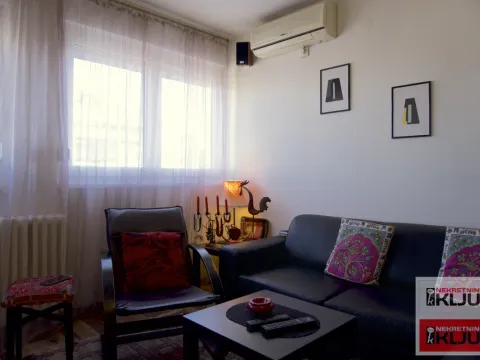 Prodaja, dvosoban stan, 55m², Bulevar Oslobodjenja, Novi Sad Sve Podlokacije - image 2