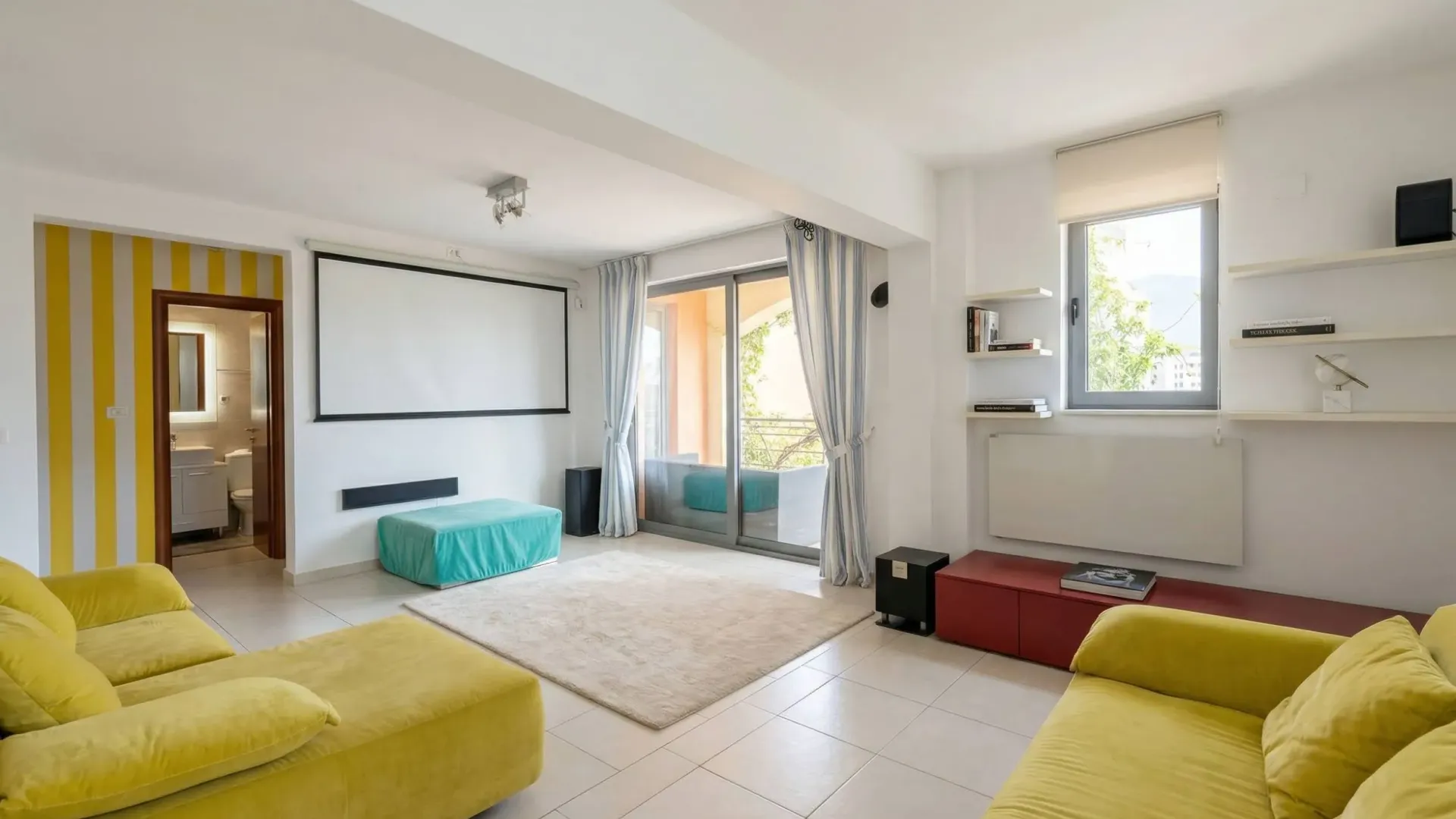 Sale, five bedroom apartment, 111m², Bečići, Budva