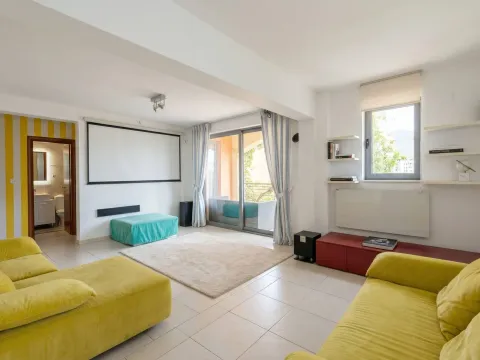 Sale, five bedroom apartment, 111m², Bečići, Budva - image 13