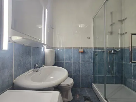Rent, two bedroom apartment, 64m², Preko Morače, Podgorica - image 9
