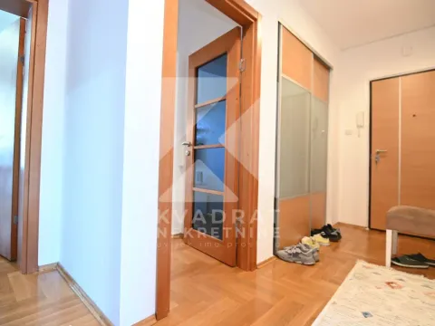 Rent, two bedroom apartment, 66m², Centar, Podgorica - image 11