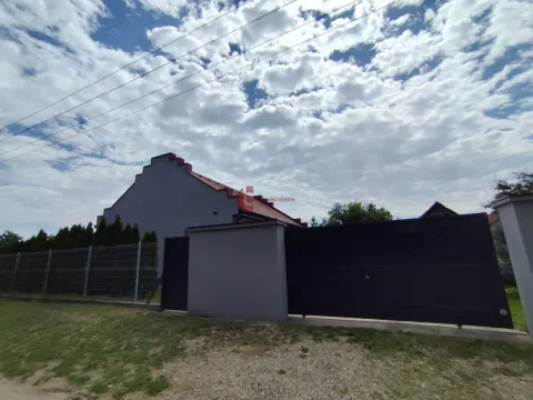 Prodaja, kuća, 450m², Makova Sedmica, Subotica - image 6